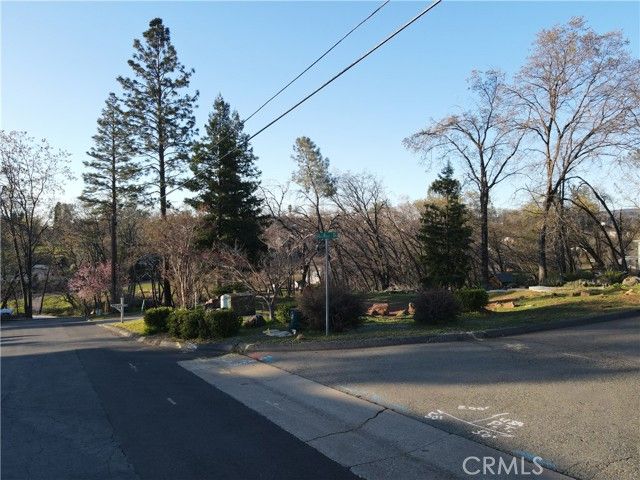 231 Pinewood Drive, Paradise, CA 95969