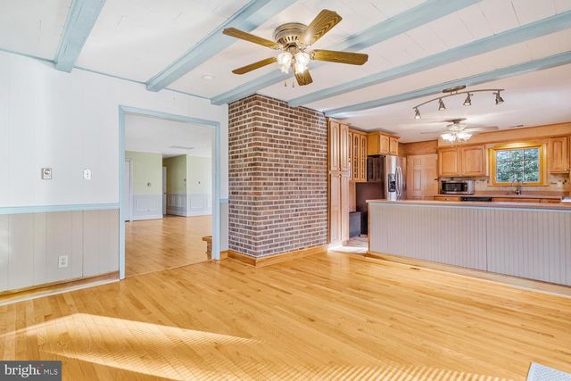 111 AUTUMN CT, Huntingtown, MD 20639