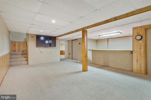 111 AUTUMN CT, Huntingtown, MD 20639