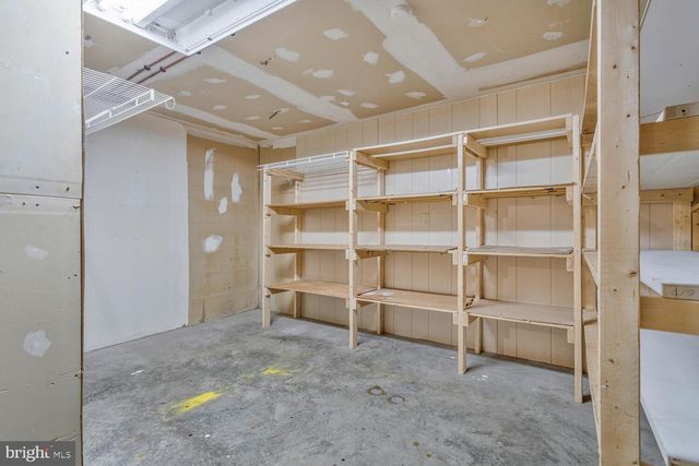 111 AUTUMN CT, Huntingtown, MD 20639