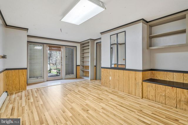 111 AUTUMN CT, Huntingtown, MD 20639