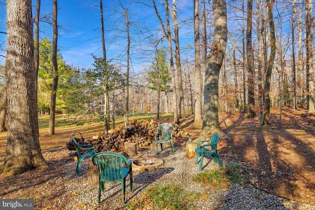 111 AUTUMN CT, Huntingtown, MD 20639