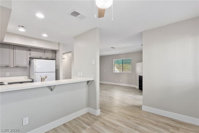 2220 Pine Breeze Lane 101, Las Vegas, NV 89119