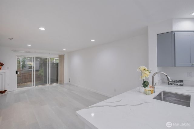 26254 114th Lane SE #27, Kent, WA 98030