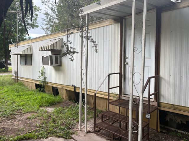 4201 Oto Court, Granbury, TX 76048