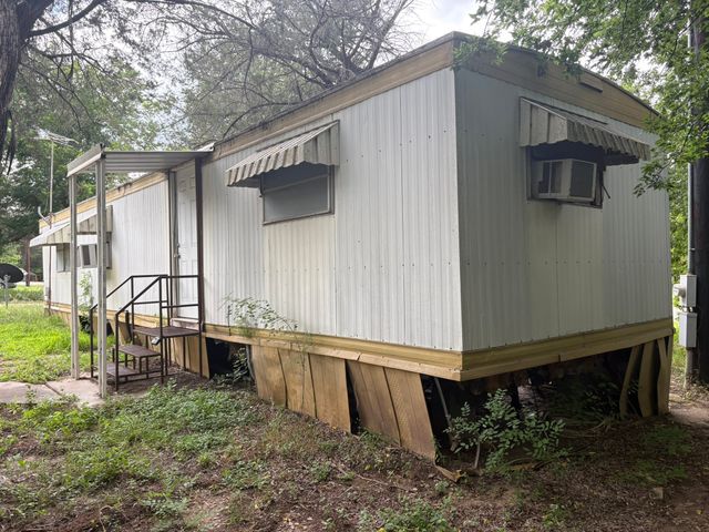 4201 Oto Court, Granbury, TX 76048