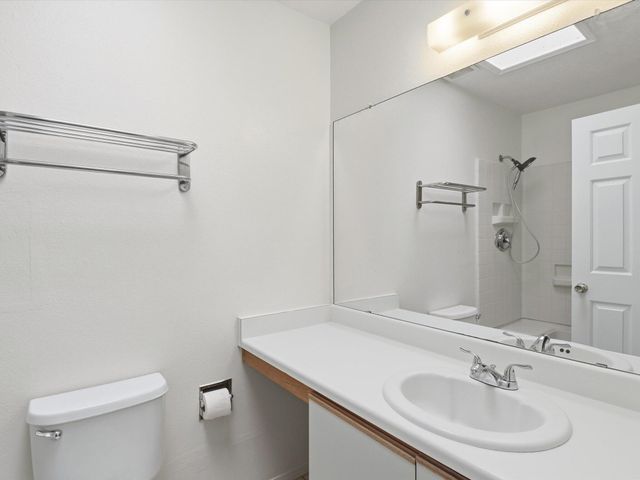 2012 Strawberry Place NE, Rio Rancho, NM 87144