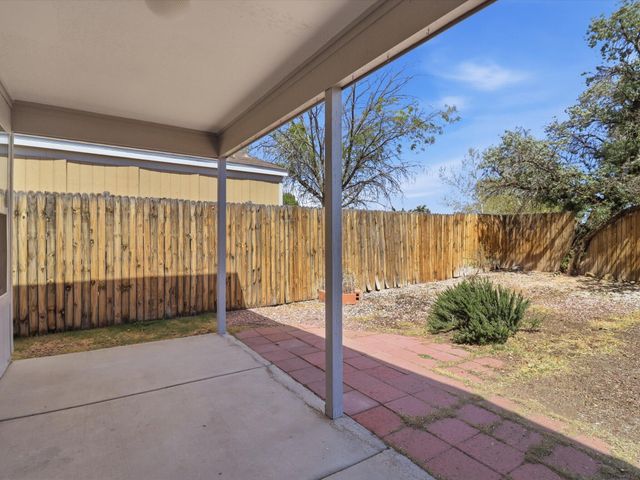 2012 Strawberry Place NE, Rio Rancho, NM 87144