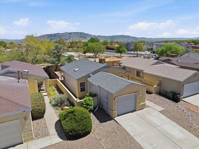 2012 Strawberry Place NE, Rio Rancho, NM 87144
