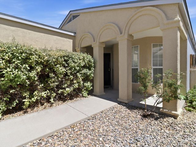 2012 Strawberry Place NE, Rio Rancho, NM 87144