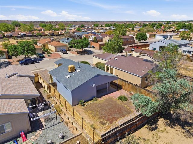 2012 Strawberry Place NE, Rio Rancho, NM 87144