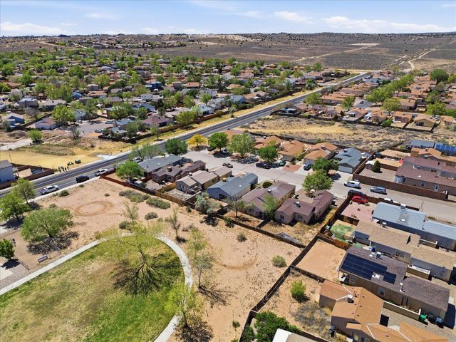 2012 Strawberry Place NE, Rio Rancho, NM 87144