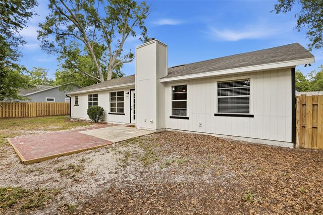 6110 NW 38TH TERRACE, Gainesville, FL 32653