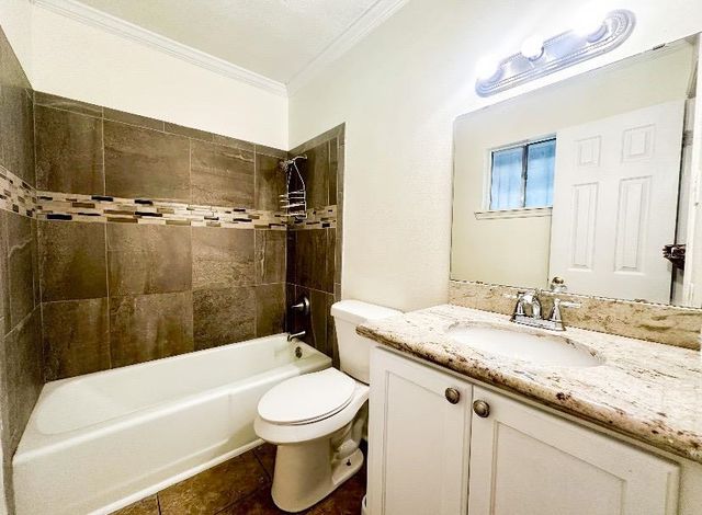 701 Linda Ann Avenue, Gray, LA 70359