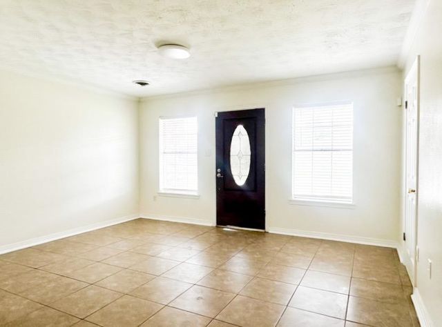 701 Linda Ann Avenue, Gray, LA 70359