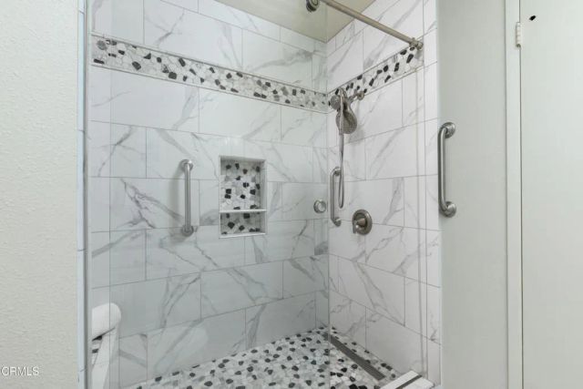 30105 Village 30, Camarillo, CA 93012