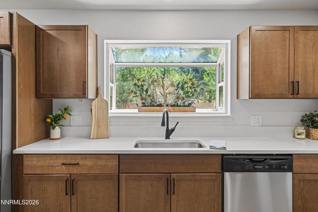 1670 Belarra Drive, Minden, NV 89423