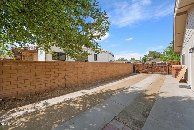 1670 Belarra Drive, Minden, NV 89423
