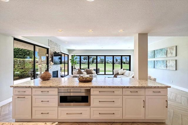 18 Lafayette Drive, Rancho Mirage, CA 92270