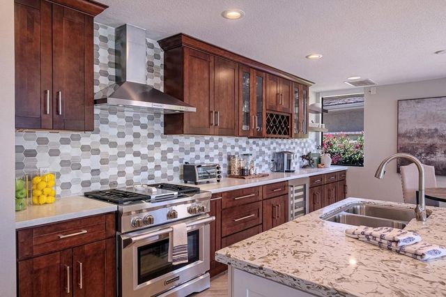 18 Lafayette Drive, Rancho Mirage, CA 92270