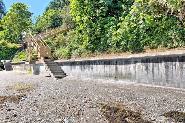 282 E Plantation Way, Shelton, WA 98584