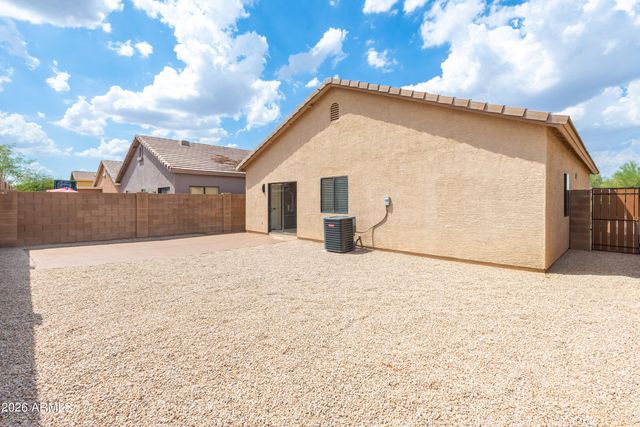 803 W LYDIA Lane, Phoenix, AZ 85041
