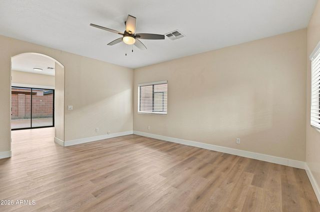 803 W LYDIA Lane, Phoenix, AZ 85041
