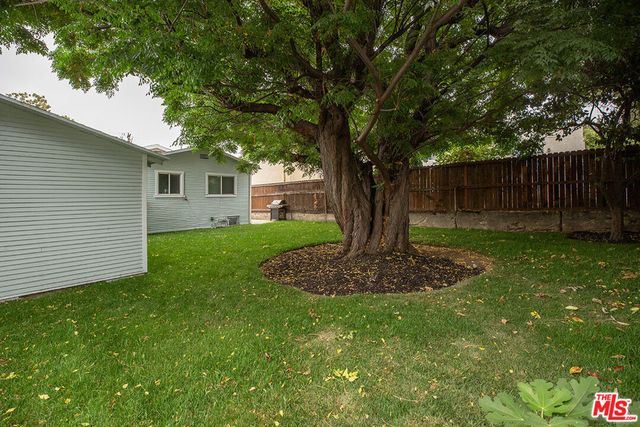 1804 E Glenoaks Boulevard, Glendale, CA 91206