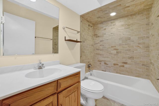 339 Heritage Hills A, Somers, NY 10589