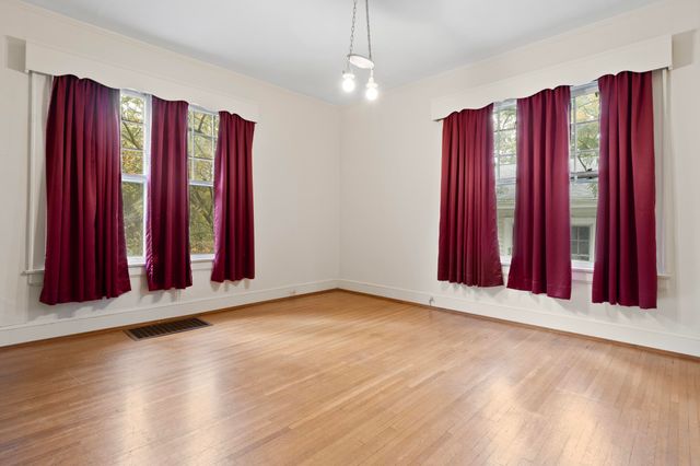 3310 Alta Vista Drive, Chattanooga, TN 37411