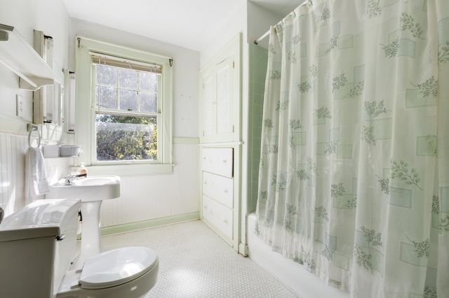 3310 Alta Vista Drive, Chattanooga, TN 37411