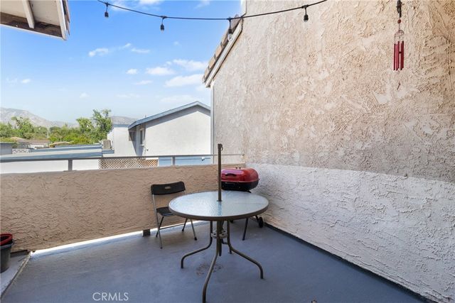 1941 Glenoaks 190, San Fernando, CA 91340