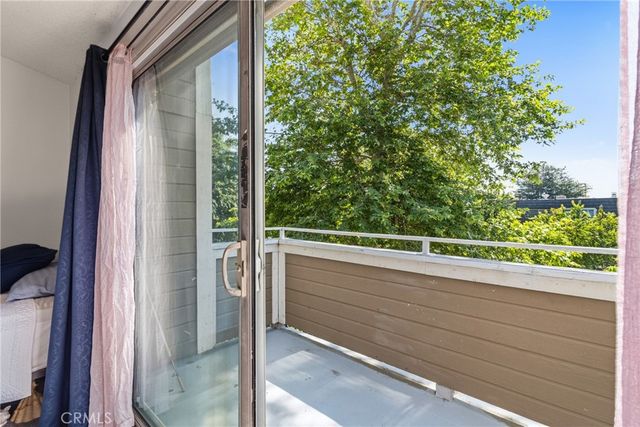 1941 Glenoaks 190, San Fernando, CA 91340