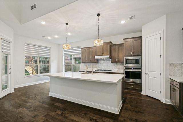 13774 Mammoth Cave Lane, Frisco, TX 75035