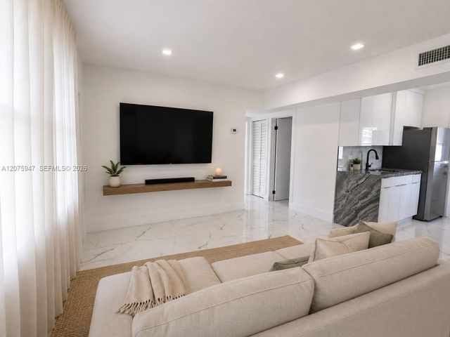 5301 NE 17th Avenue -, Pompano Beach, FL 33064