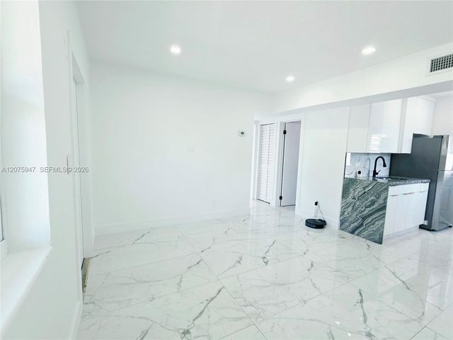 5301 NE 17th Avenue -, Pompano Beach, FL 33064
