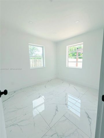 5301 NE 17th Avenue -, Pompano Beach, FL 33064