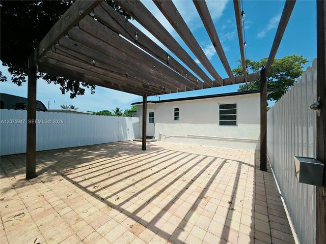 5301 NE 17th Avenue -, Pompano Beach, FL 33064