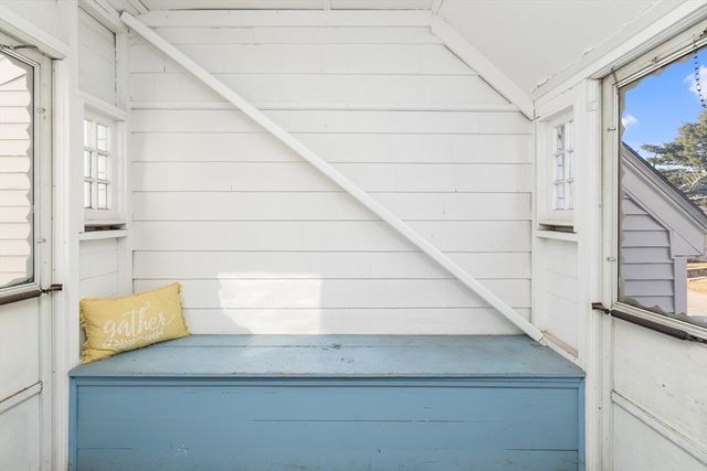 20 Rosedale Rd, Watertown, MA 02472