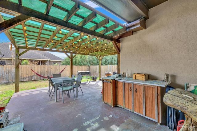 13908 N 40th Street, Edinburg, TX 78541