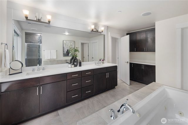 856 224th Avenue NE, Sammamish, WA 98074