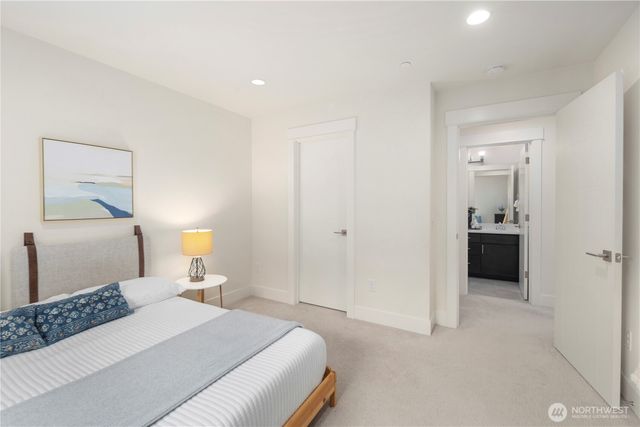 856 224th Avenue NE, Sammamish, WA 98074