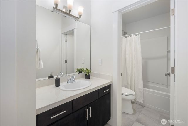 856 224th Avenue NE, Sammamish, WA 98074