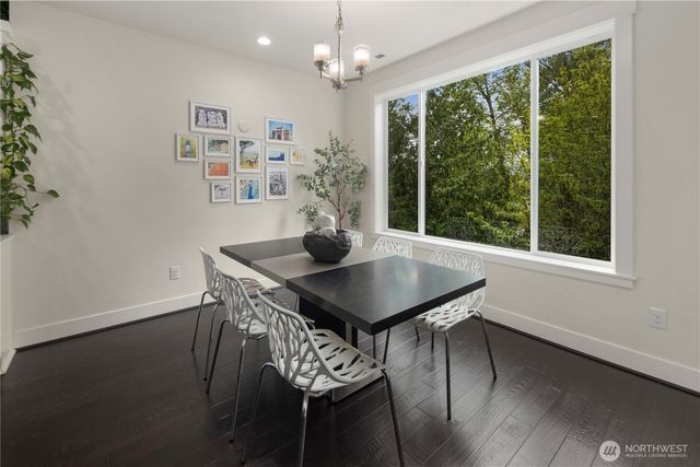 856 224th Avenue NE, Sammamish, WA 98074