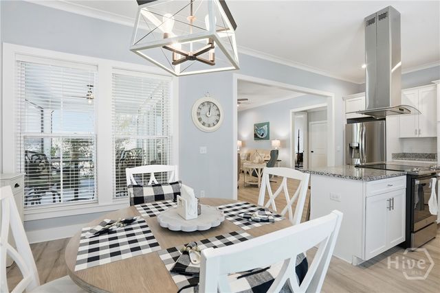 240 Blackjack Oak Drive W, Richmond Hill, GA 31324