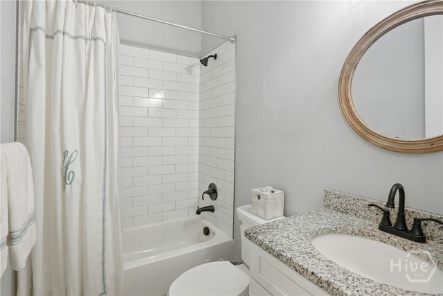 240 Blackjack Oak Drive W, Richmond Hill, GA 31324