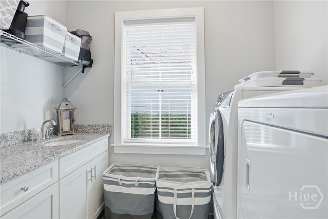 240 Blackjack Oak Drive W, Richmond Hill, GA 31324