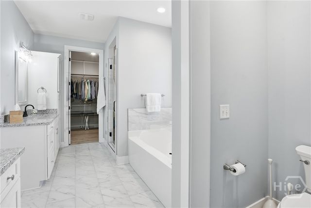 240 Blackjack Oak Drive W, Richmond Hill, GA 31324