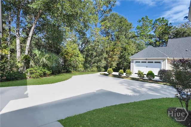 240 Blackjack Oak Drive W, Richmond Hill, GA 31324