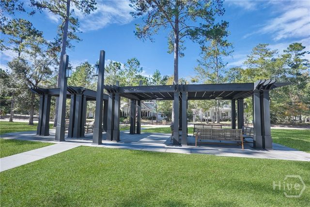 240 Blackjack Oak Drive W, Richmond Hill, GA 31324